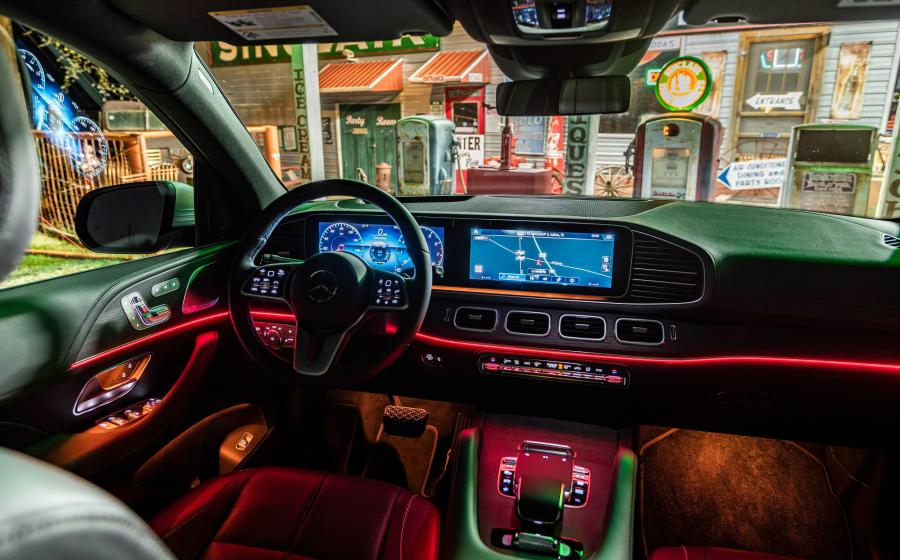 Торпедо Mercedes-Benz GLE350 4Matic (V167) 2019 года  (NA) (фото 27 из 38)